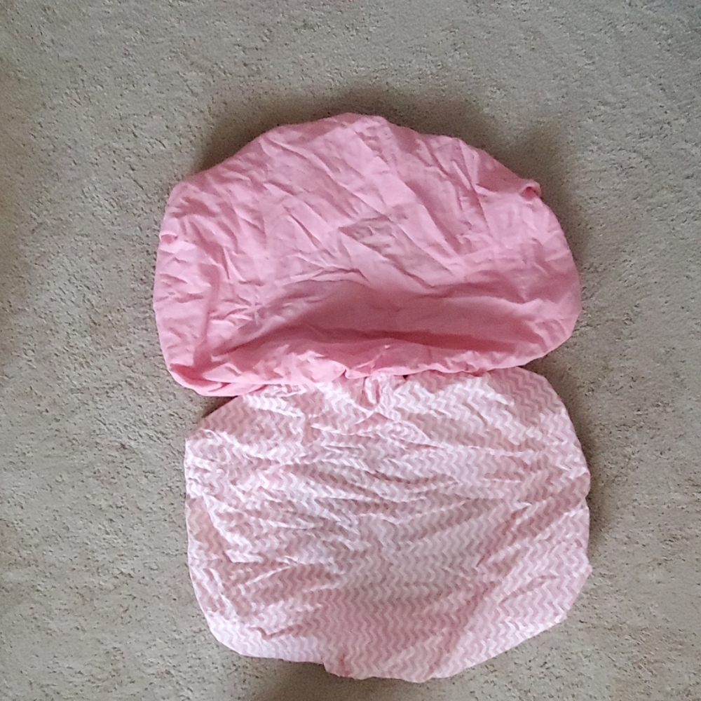 Changing table sheet covers